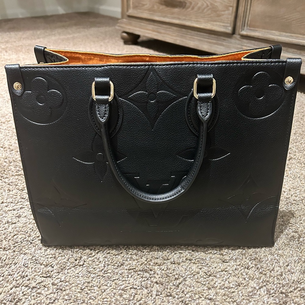Women’s handbag